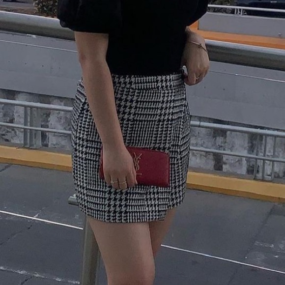 Houndstooth Skirt - Picture 2 of 2